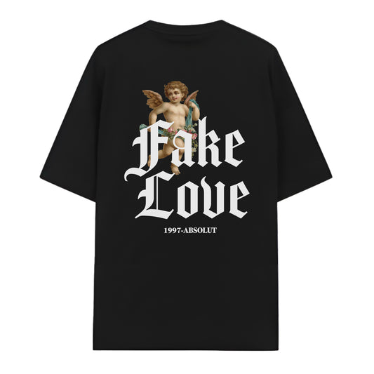 T-shirt Fake Love